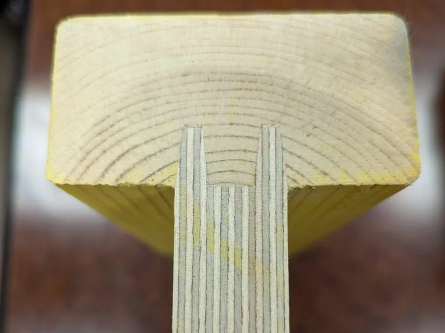 End of a girder showing the softwood flange and the plywood web toothed into its groove